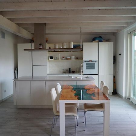 Charme Lake Loft 伊斯普拉 外观 照片