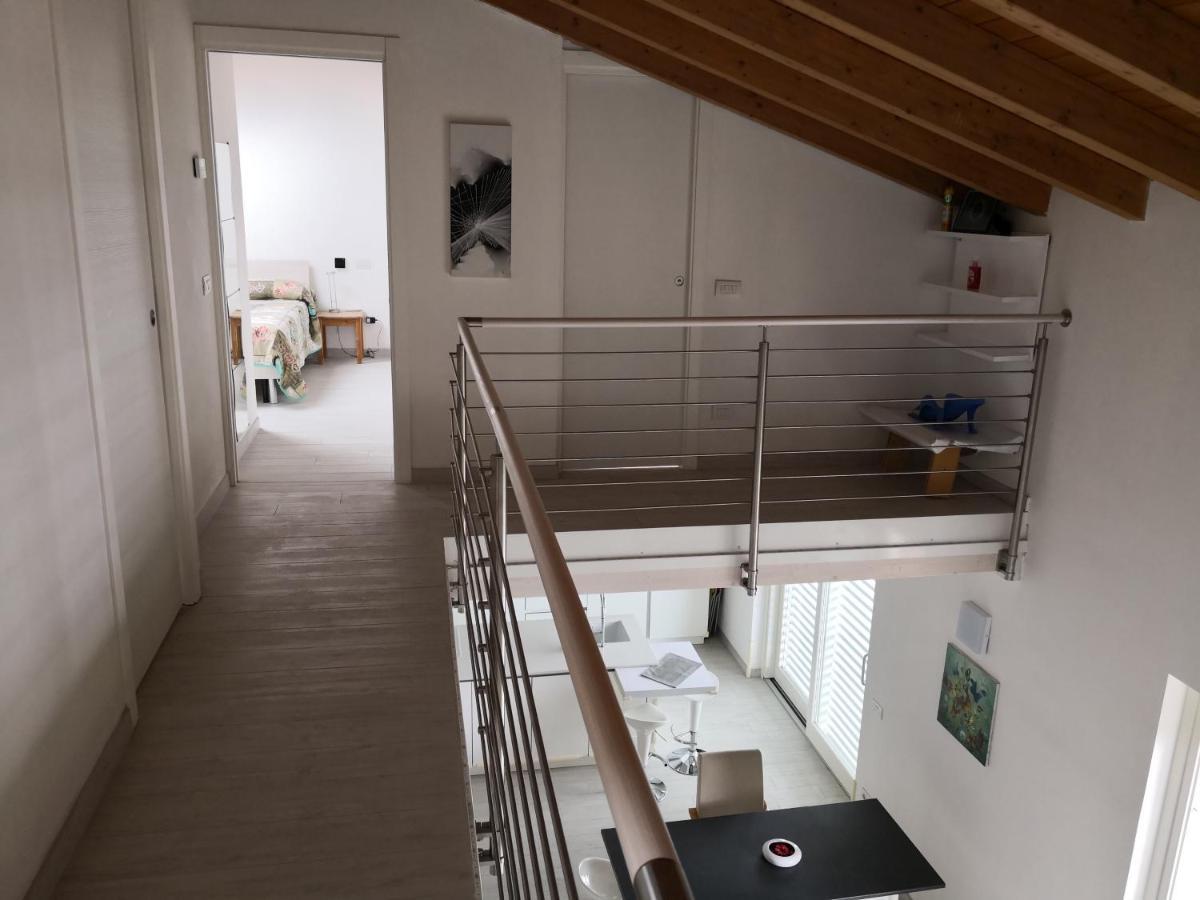 Charme Lake Loft 伊斯普拉 外观 照片
